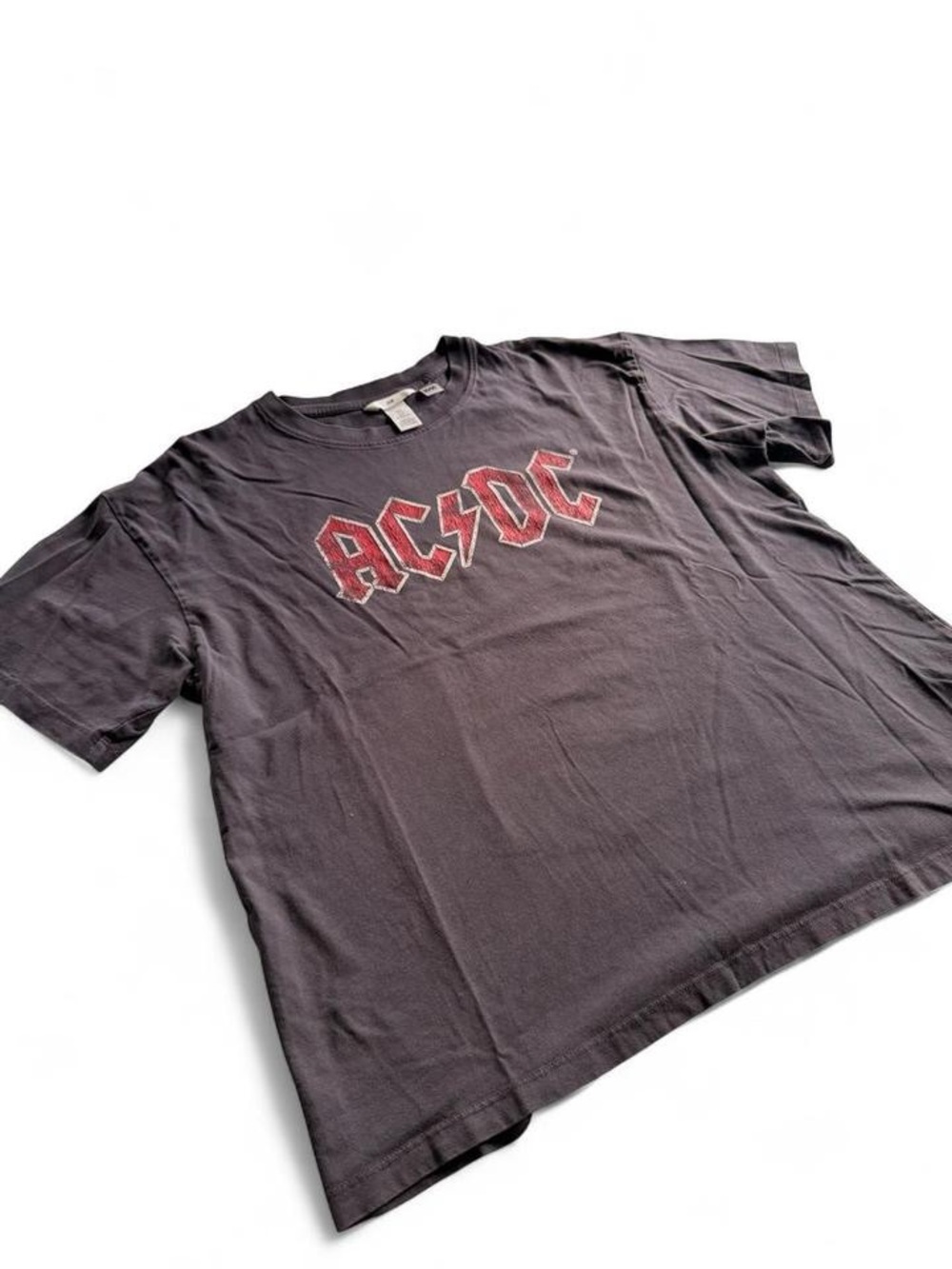 H&M Cropped Charcoal Tee with Red AC/DC Graphic